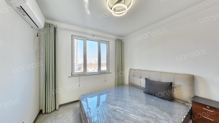 华融现代城 3室2厅 南 北-卧室B