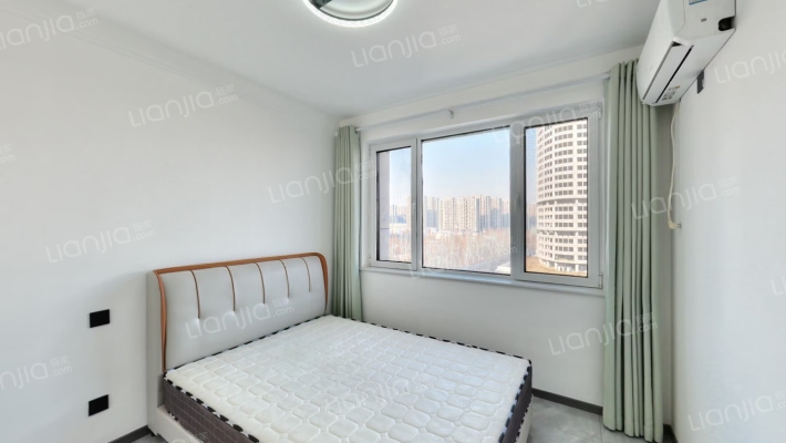 华融现代城 3室2厅 南 北-卧室C