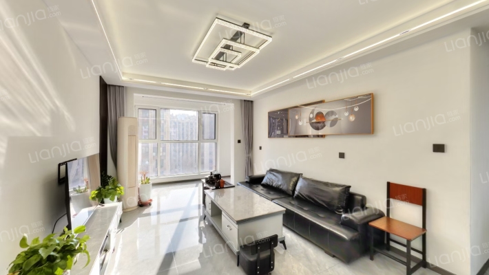 华融现代城 3室2厅 南 北-客厅