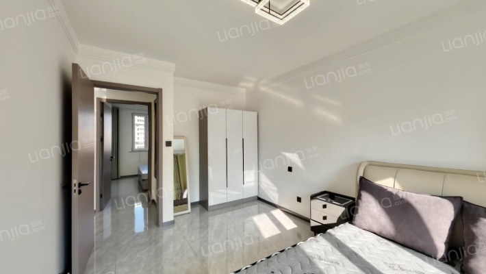 华融现代城 3室2厅 南 北-卧室A