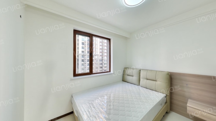 高铁新干线 3室2厅 南 北-卧室B