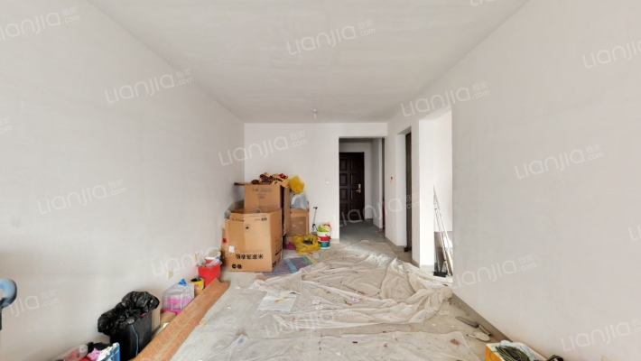 低楼层 无遮挡 毛坯 满五 东户 出入小区方便-客厅