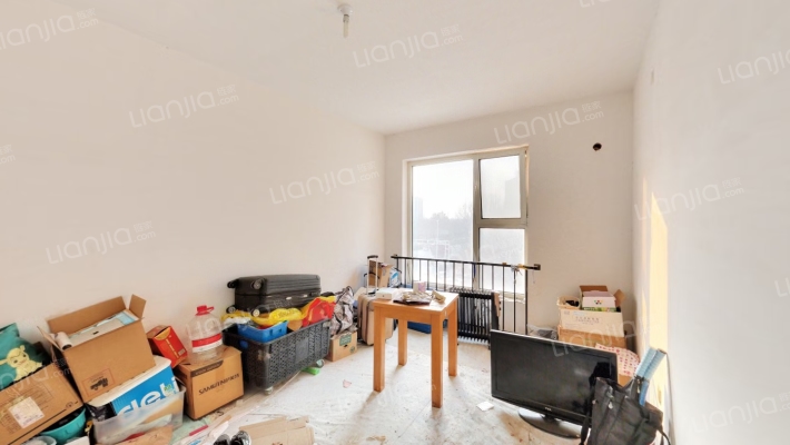 低楼层 无遮挡 毛坯 满五 东户 出入小区方便-卧室B