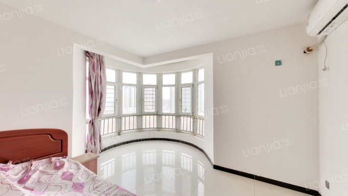 凯旋门 中高楼层 大三居 南北通透-卧室A