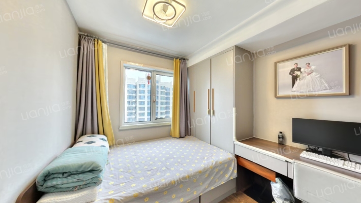 德信御府，精装三居室，拎包入住，带家具家电-卧室C