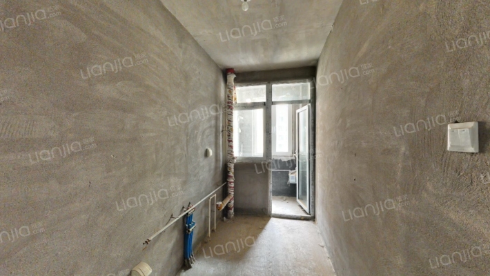 翡翠滨江 两居室 房本满二 中间楼层 看房有钥匙-厨房