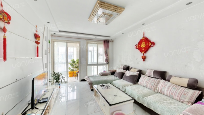 南北户型，中间好楼层，房本满五唯一，园林社区-客厅