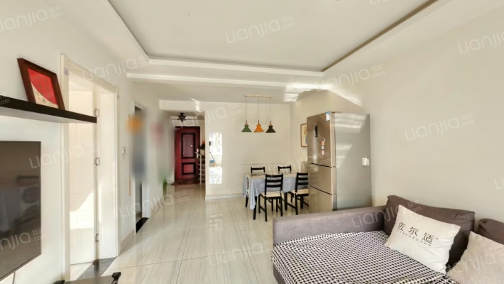 很好的一个两居，适合居住，采光好-客厅