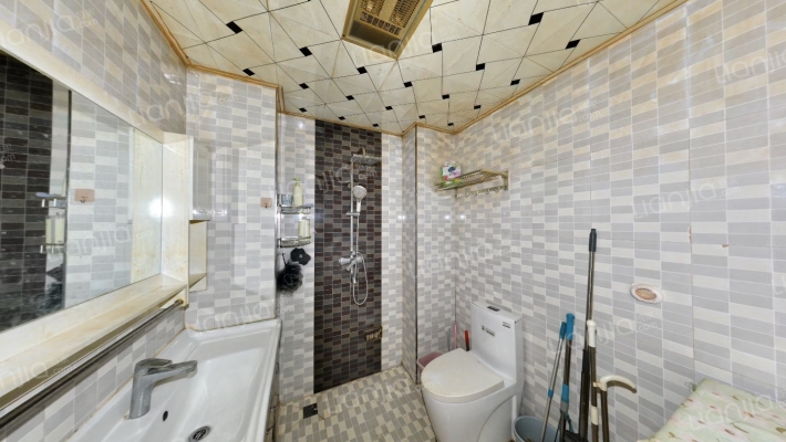 满五唯一 华阳路 电梯房，户型方正-卫生间