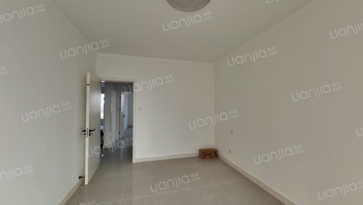 出售范阳路名流美域，交通便利二居室。-卧室B