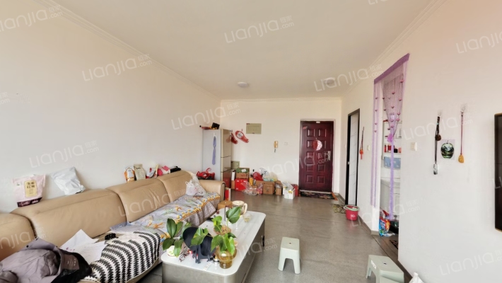 冠云路新加坡花园正规一居室户型方正-客厅