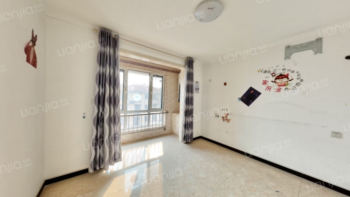 德信公园旁花园社区西南北向两居出售-卧室A