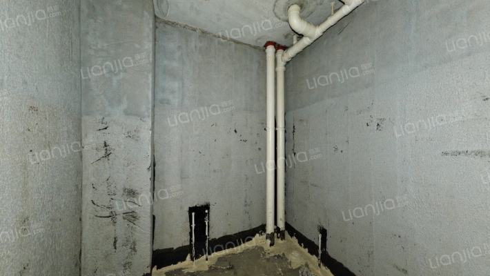 正规朝南一居室毛坯房 可随意装修-卫生间