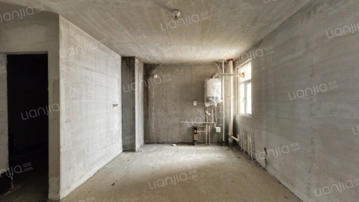 正规朝南一居室毛坯房 可随意装修-客厅