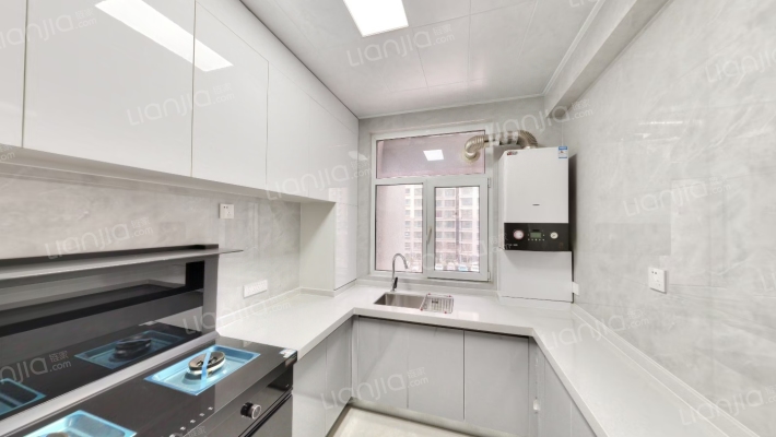 房子南北通透两居精装修未住本满二-厨房