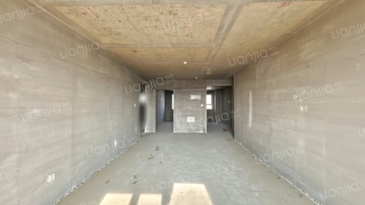 华阳风景 3室2厅 南 北-客厅