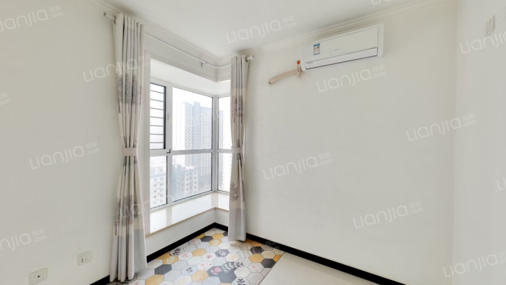 联合七号院  中高好楼层  精装修 两居室-卧室A