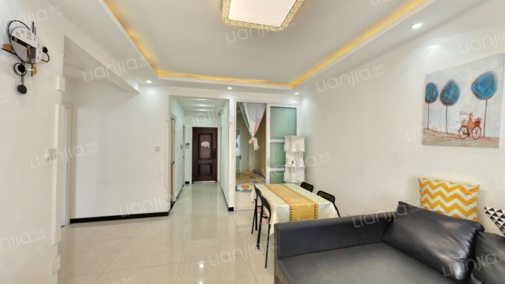 联合七号院  中高好楼层  精装修 两居室-客厅