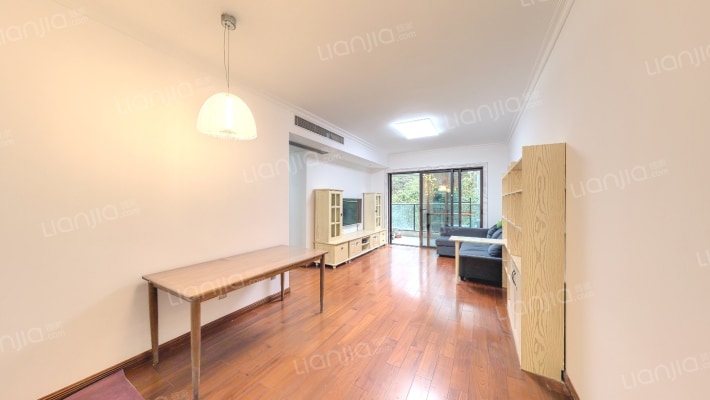 香蜜原著二手房实景图