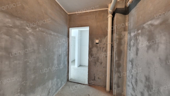 金竹花园  南向两居室 房本满五唯一-卫生间