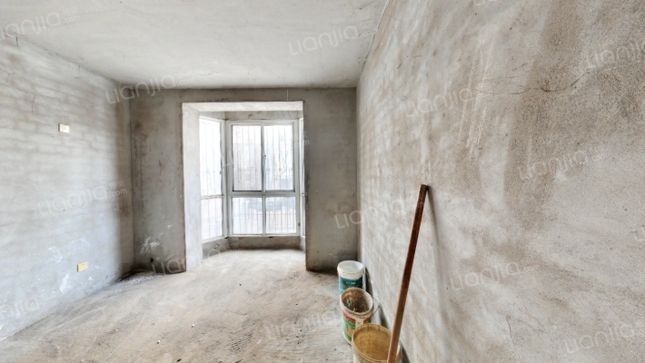 一层带小院，南北通透两居室 集中供暖-卧室A