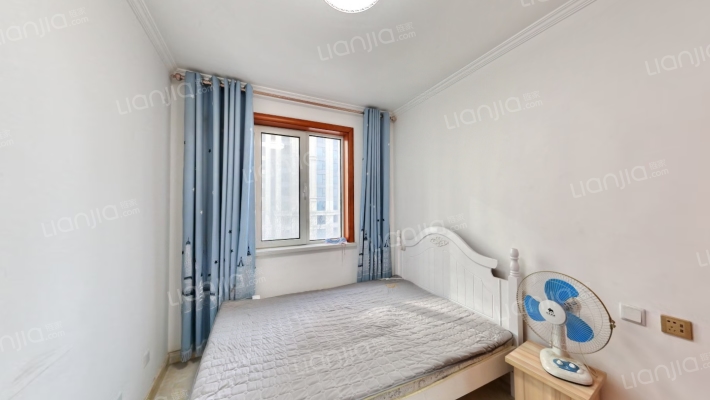 南北通.采光好.密码开门看房.税费低-卧室C