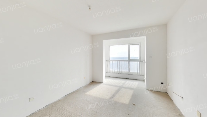 一梯两户 南北通透 三居室 中高楼层采光很好-客厅