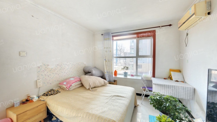 精致装修，朝南户型，房本满五唯一，税费低。-卧室B