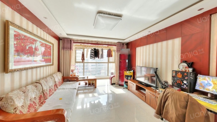 开发区 御景园 精装修大两居 双卫 带车位 景观好-客厅