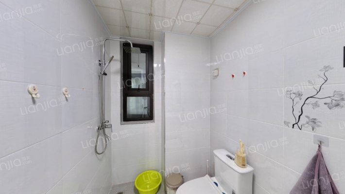 精装全南两居，中高楼层，集中供暖-卫生间