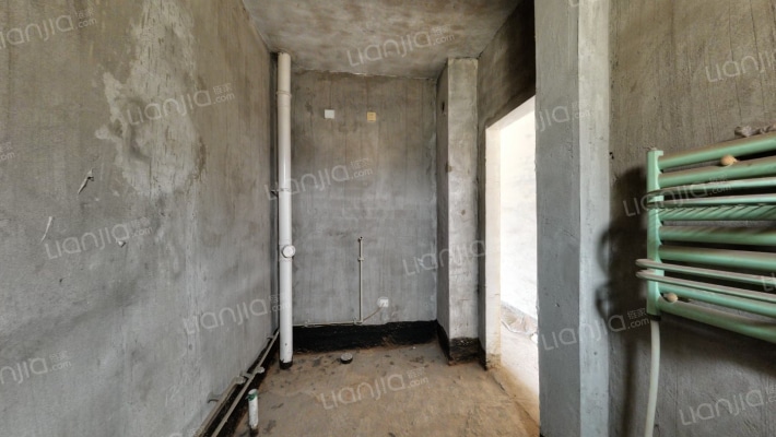 名流枫景洋房 3室2厅 南-卫生间