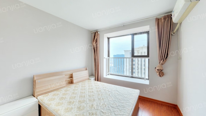 鸿坤理想湾北区 3室1厅 南 北-卧室C