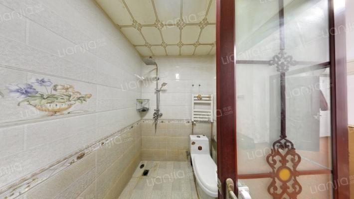 鸿坤理想湾北区 3室2厅 南-卫生间