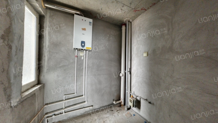 翔天万和城 3室1厅 东南-厨房