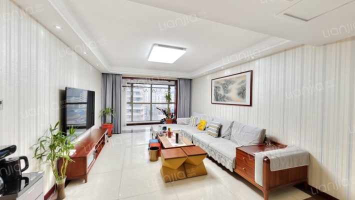 御景园南北三居室双明卫设计精装修诚意出售-客厅