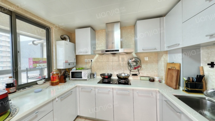 御景园南北三居室双明卫设计精装修诚意出售-厨房