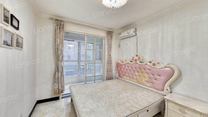 全阳两居，客厅带落地窗，采光视野好-卧室A