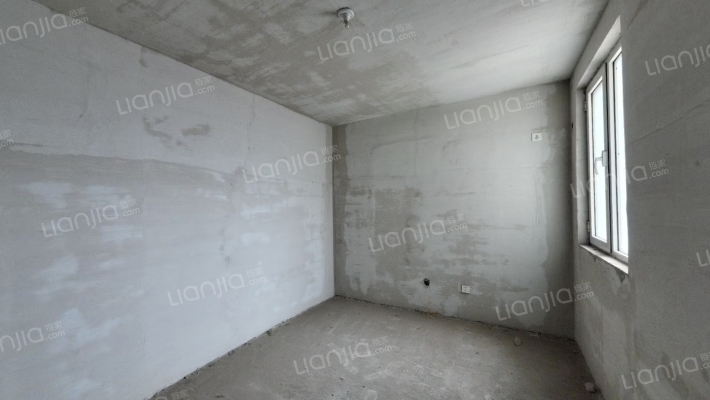 翡翠城101平中间楼层大两居49.9万-卧室B