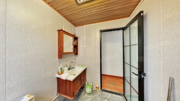 香邑溪谷玫瑰园 3室2厅 南 北-卫生间B