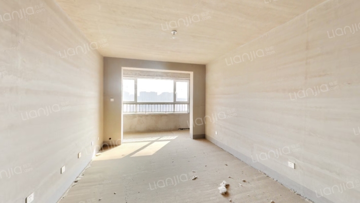 中层 毛坯 两居 満二 看房方便 不临街-客厅