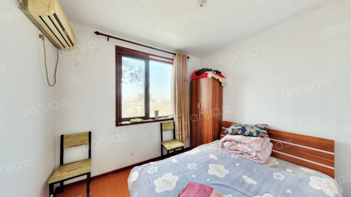 此房税少 好楼层 全天采光无遮挡-卧室B