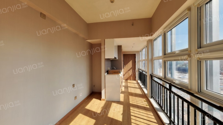 此房是精装修，采光好，有房本，随时看房.-卧室