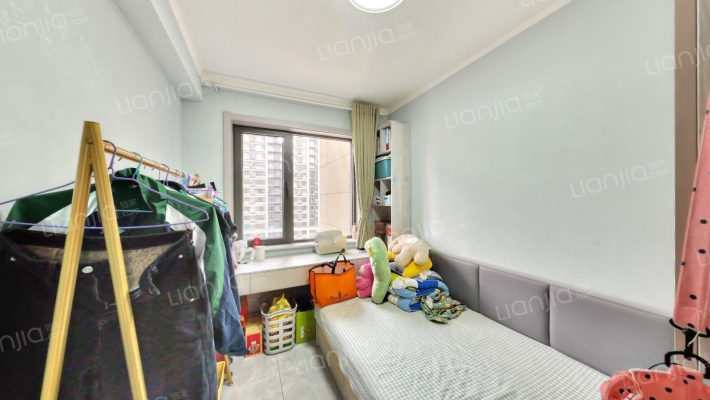 精装修 双卫 南北通透3居 全屋定制 满二 看房方便-卧室B