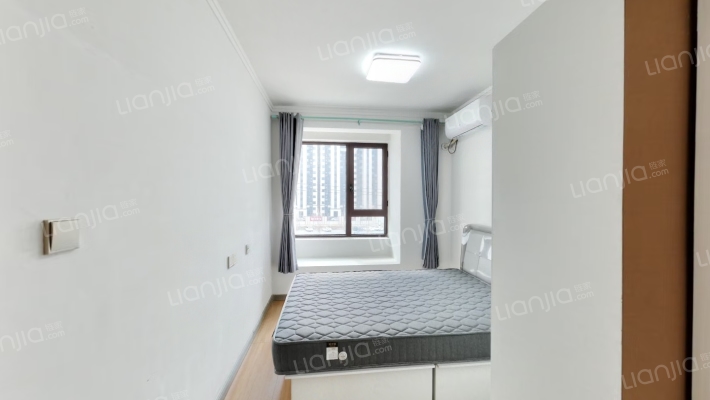 樾府国际 精装三居室 三阳开泰户型中间楼层 全天采光-卧室C