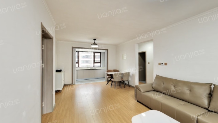 樾府国际 精装三居室 三阳开泰户型中间楼层 全天采光-客厅