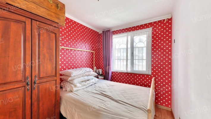 内部有幼儿园西丁的房本满二 视野好南北通透采光好-卧室A