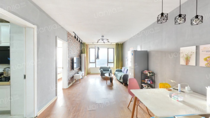 高铁新干线 2室1厅 南-客厅