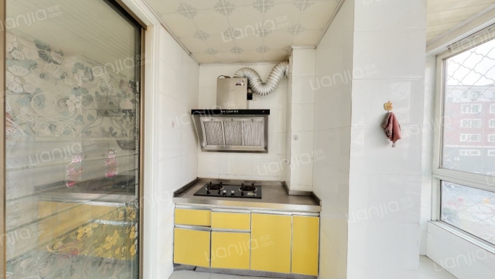 经典版楼，大两居室，满五不唯一，南北通透，格局好。-厨房