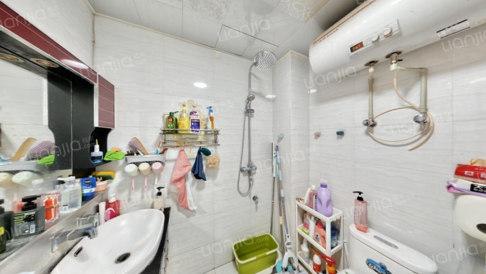 德信公园旁 名流五期 两居南北通透户型， 集体供暖-卫生间