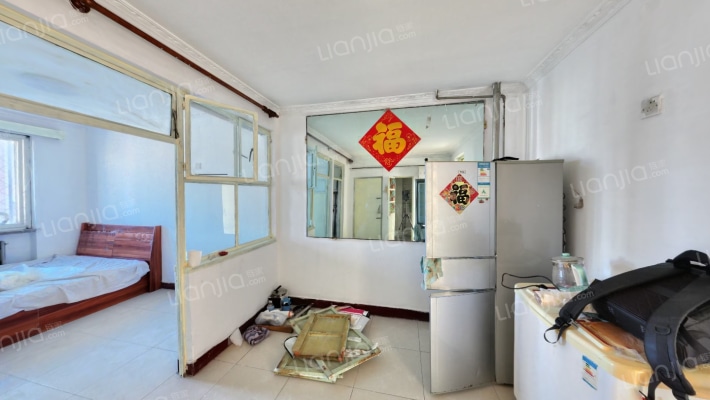 矿山局家属楼南院，838沿线，出门市医院-餐厅